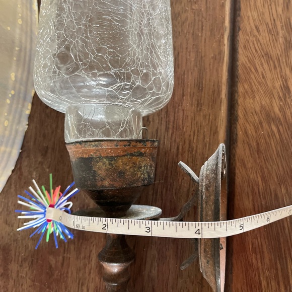 Bronze wall sconce with clear crackled glass shade - Picture 7 of 12